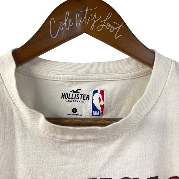 Chicago Bulls Graphic Tee Hollister Men’s Small NBA - Picture 4 of 6